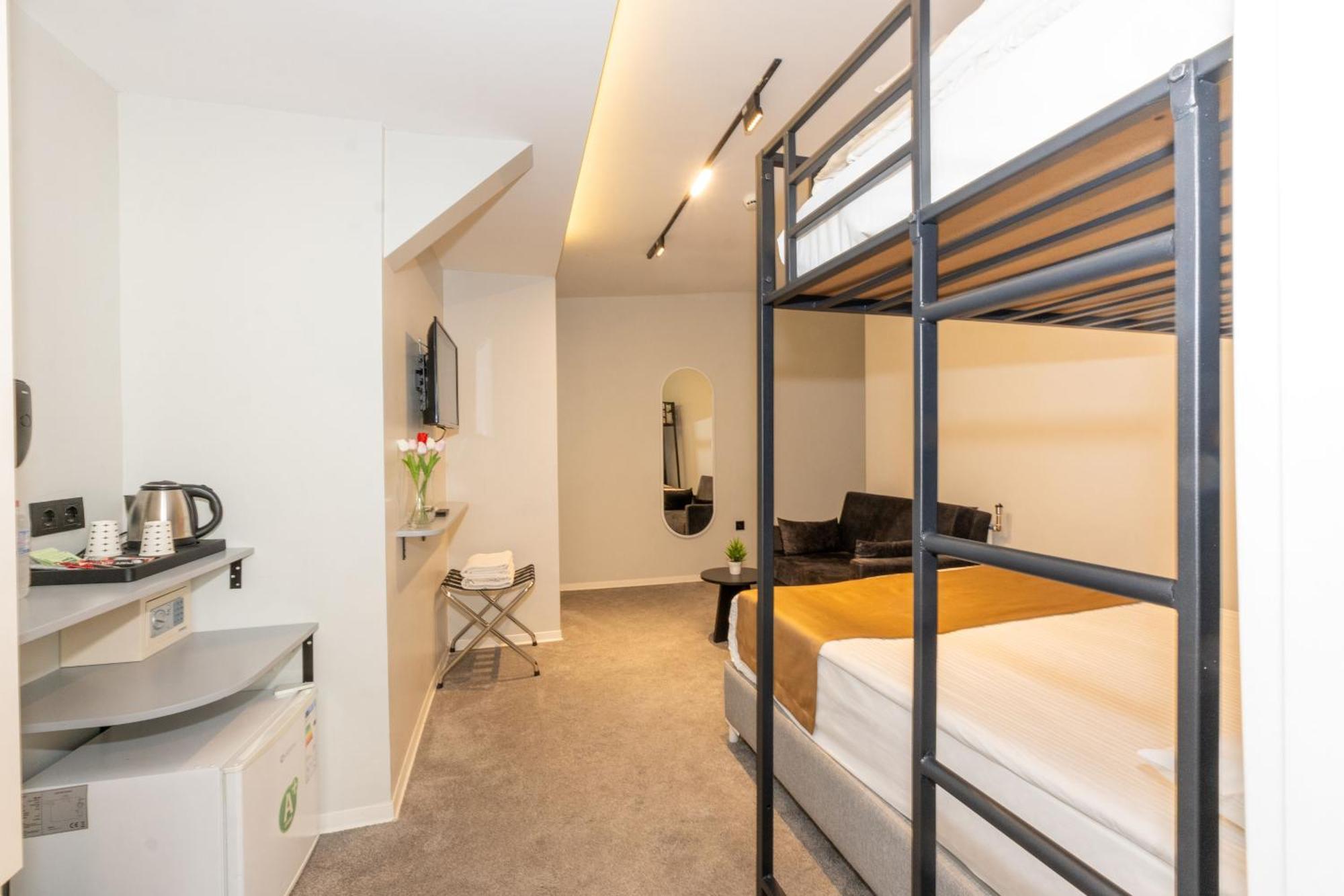 Istanbul Holiday Hotel Εξωτερικό φωτογραφία
